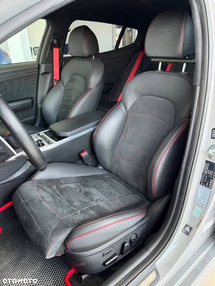 Kia Stinger 3.3 T-GDI V6 GT Prestige Line AWD - 10