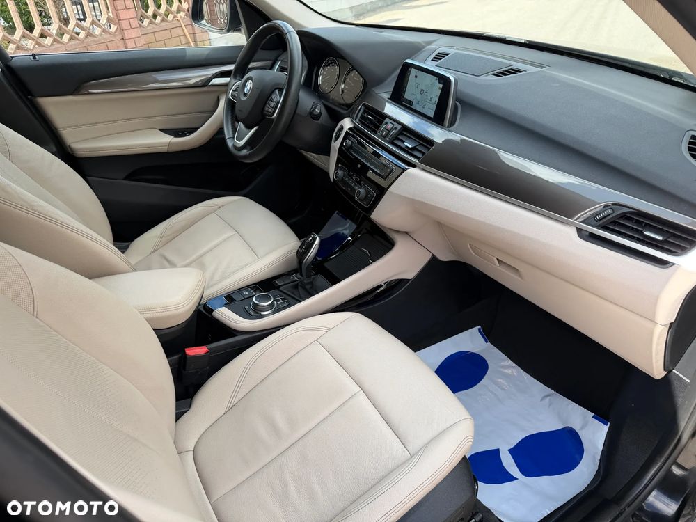 BMW X1 sDrive18i GPF xLine - 12