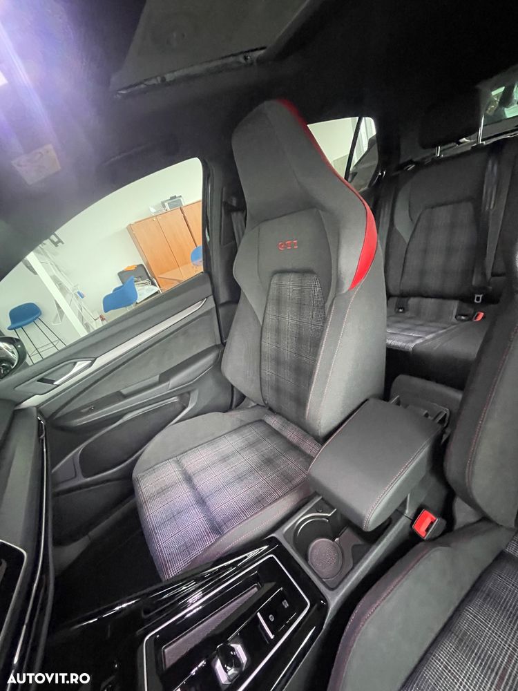 Volkswagen Golf - 23