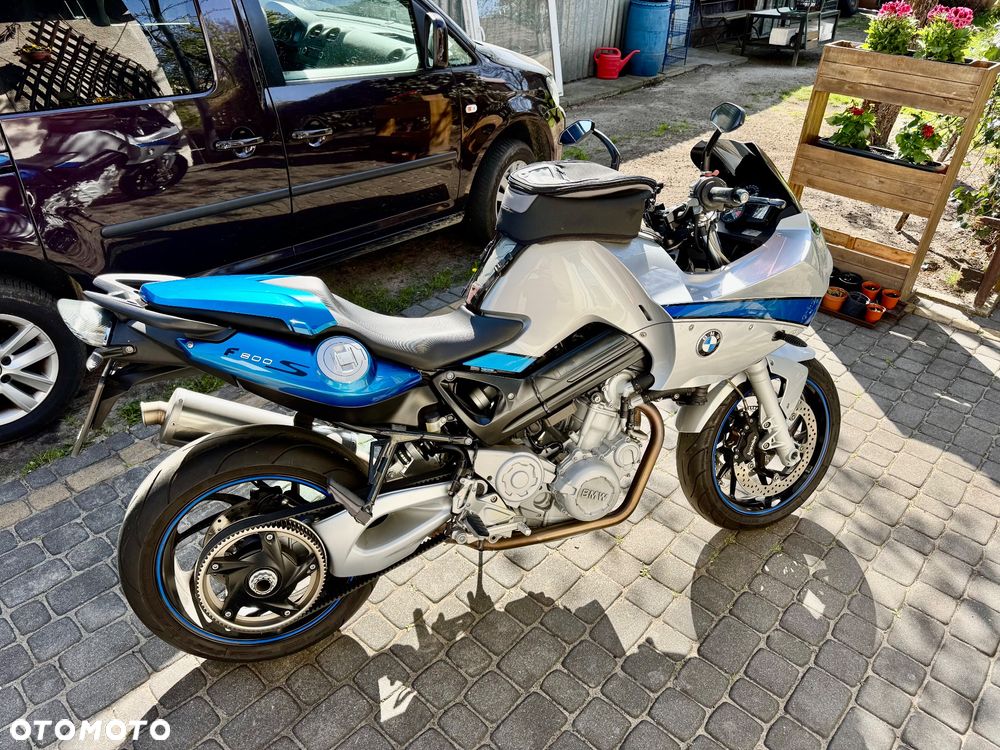 BMW F - 2