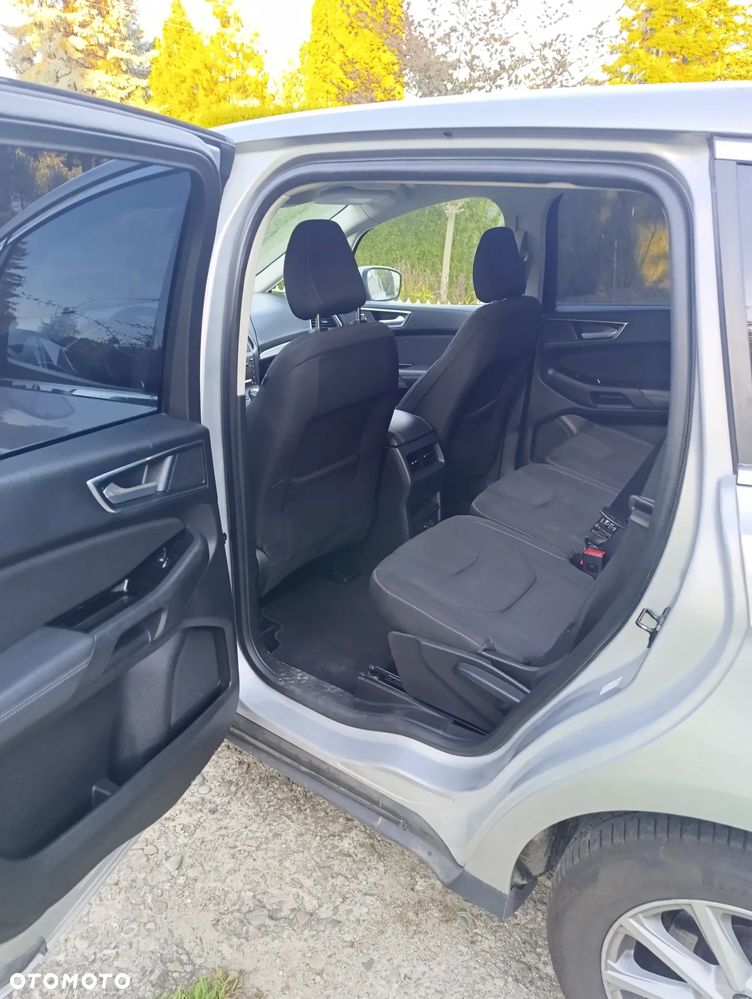 Ford S-Max - 11