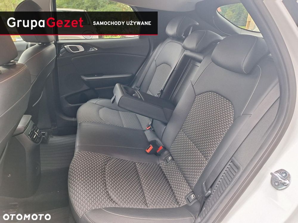 Kia XCeed 1.6 GDI PHEV L DCT - 16