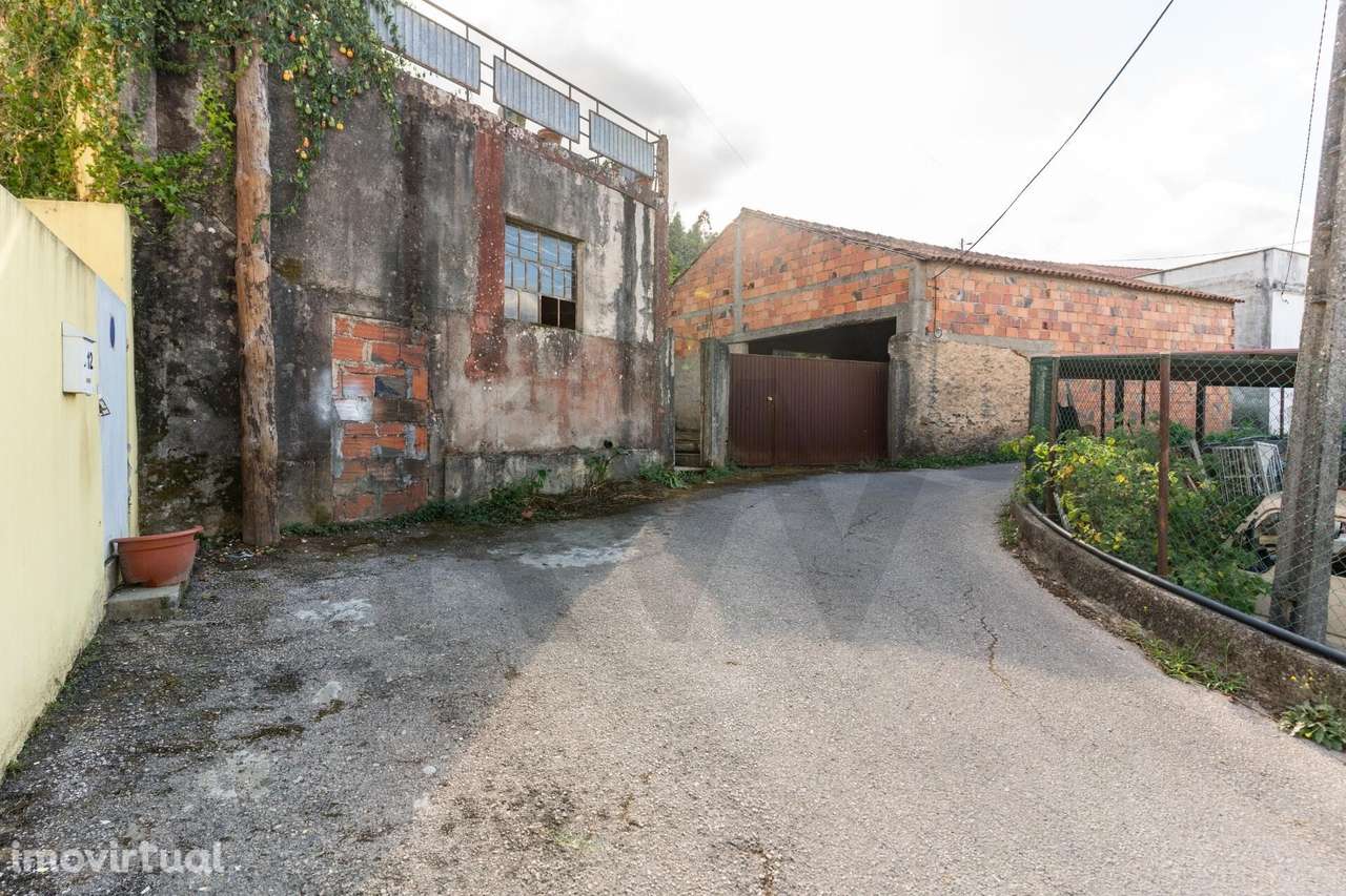 Moradia para restaurar em Semide, terreno 2300metros - Grande imagem: 3/15