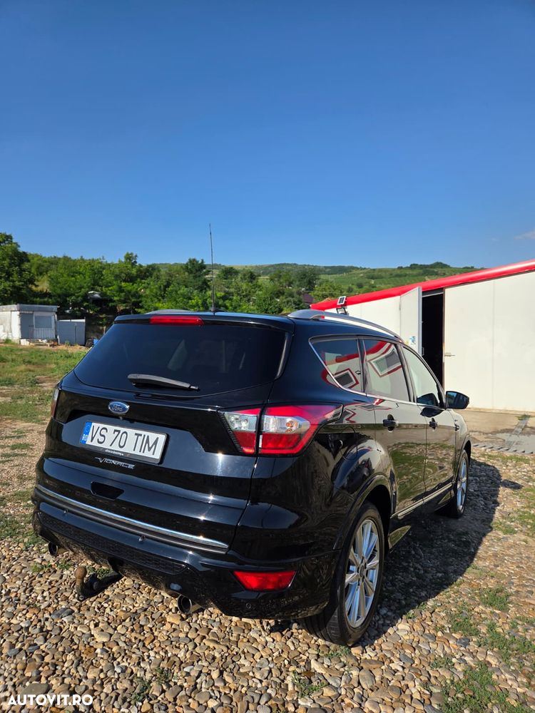 Ford Kuga 2.0 TDCi 4WD Powershift Vignale - 24