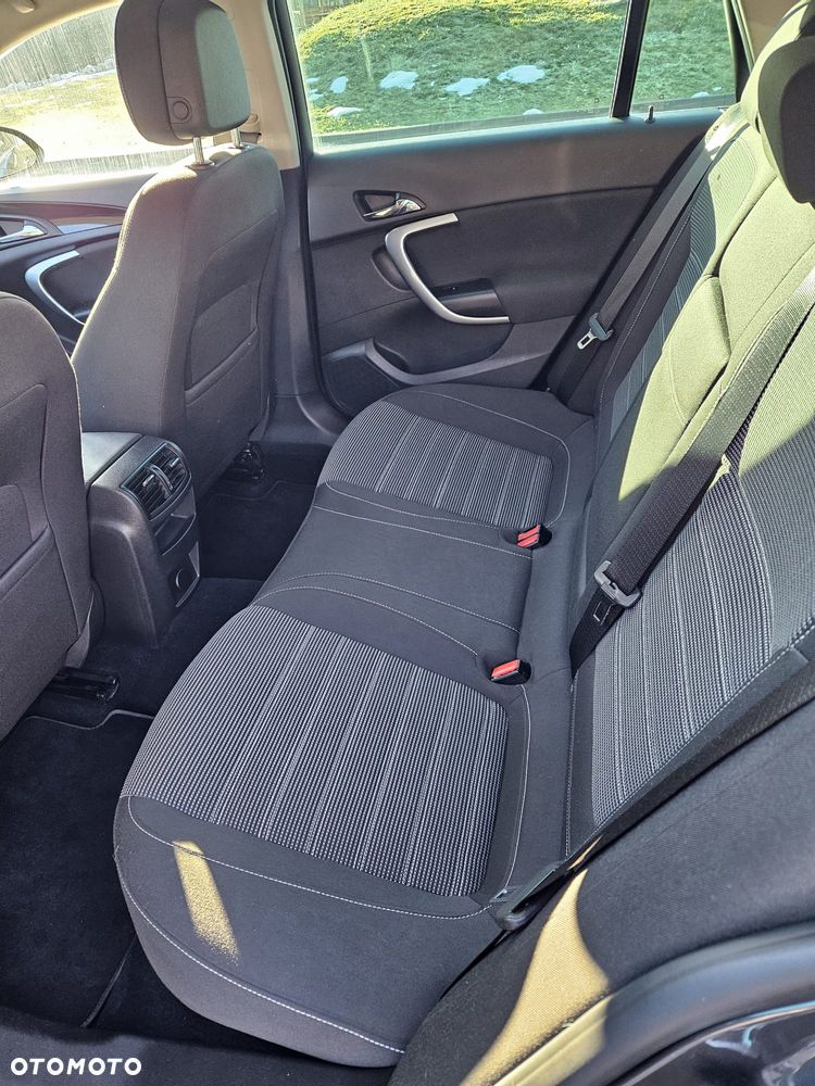 Opel Insignia 2.0 T Cosmo 4x4 - 17