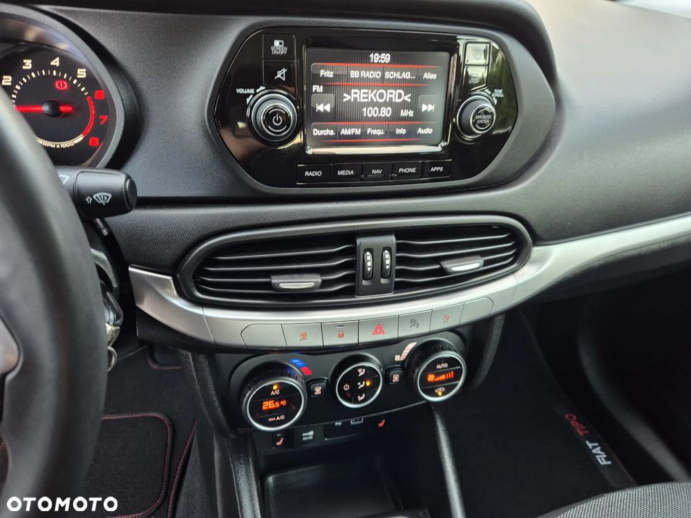 Fiat Tipo 1.4 16v Lounge - 27
