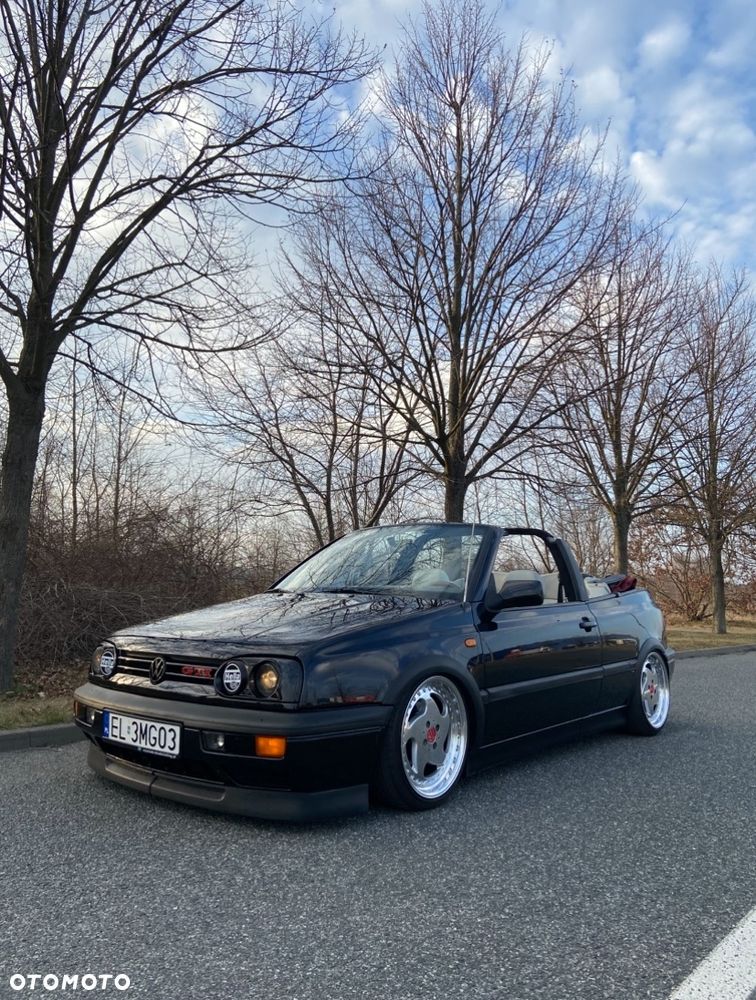 Volkswagen Golf - 28