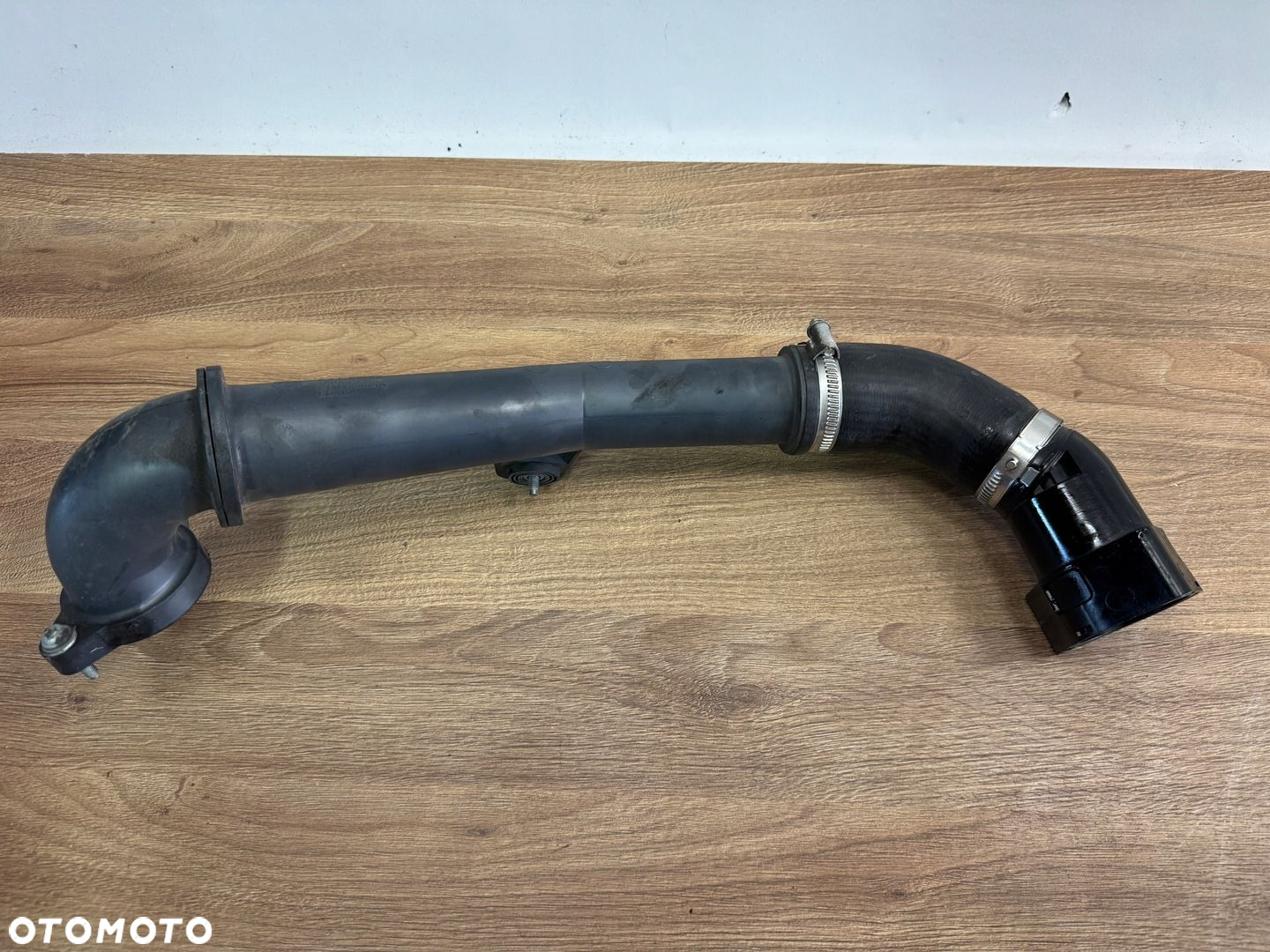 RURA PRZEWÓD INTERCOOLERA VW SKODA AUDI 04L145770S 04L145828G 04L131111M - 2