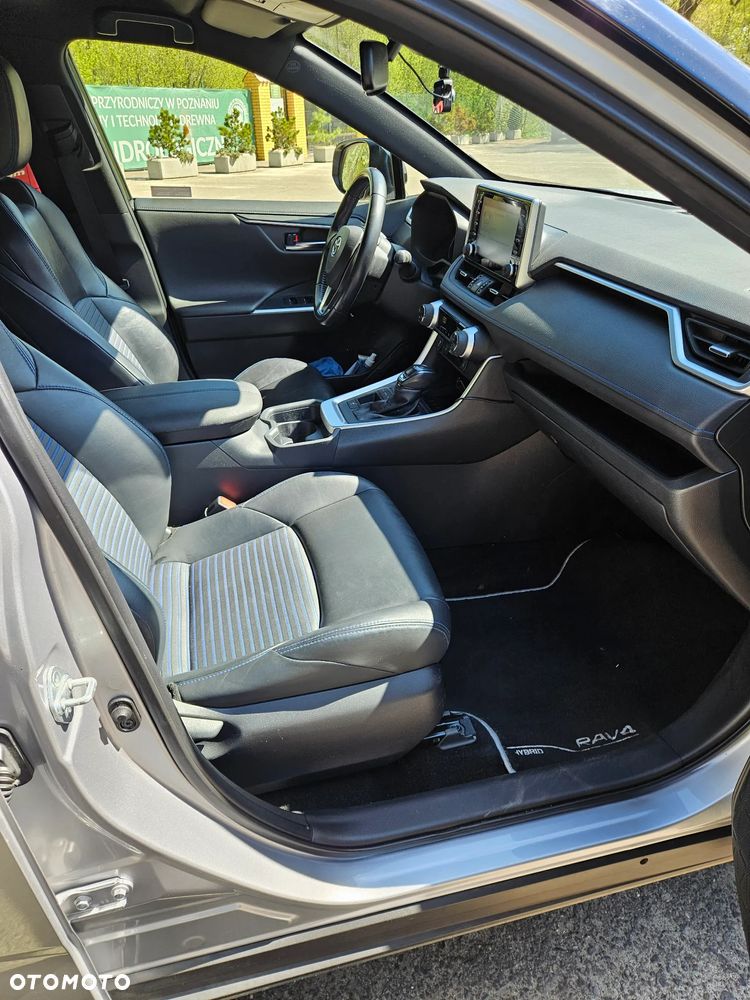 Toyota RAV4 2.5 Hybrid Selection 4x2 - 17