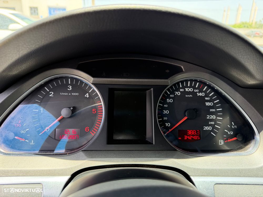 Audi A6 2.7 TDI V6 Multitronic Sport - 11