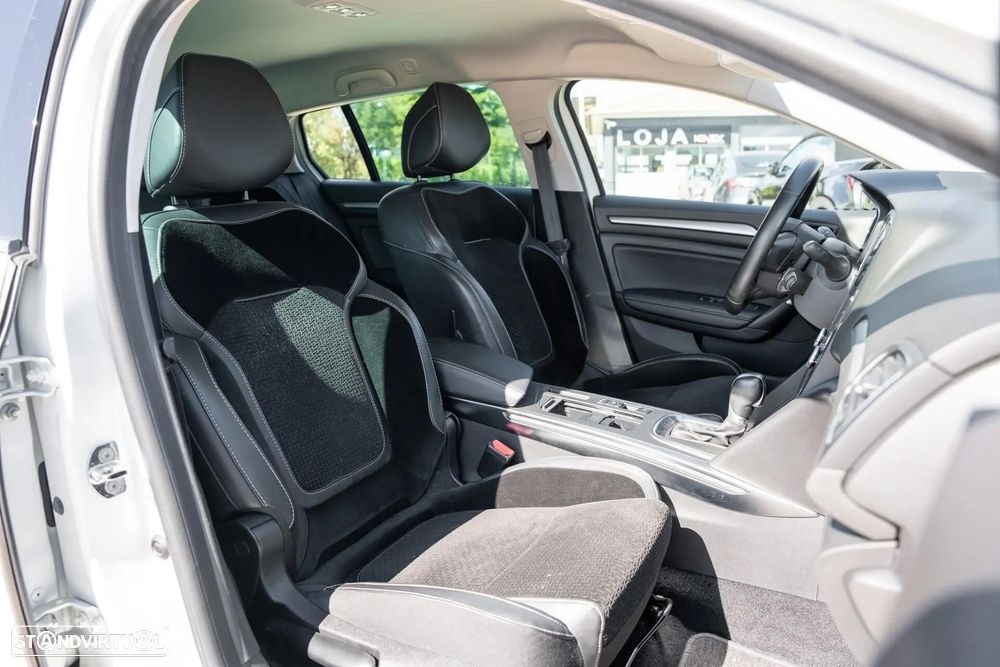 Renault Mégane Sport Tourer 1.5 Blue dCi Limited EDC - 20