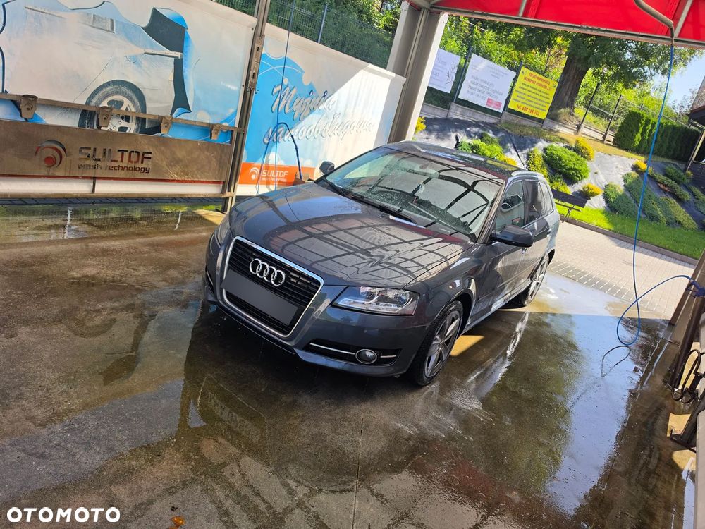 Audi A3 Sportback 2.0 TDI DPF Ambiente - 3