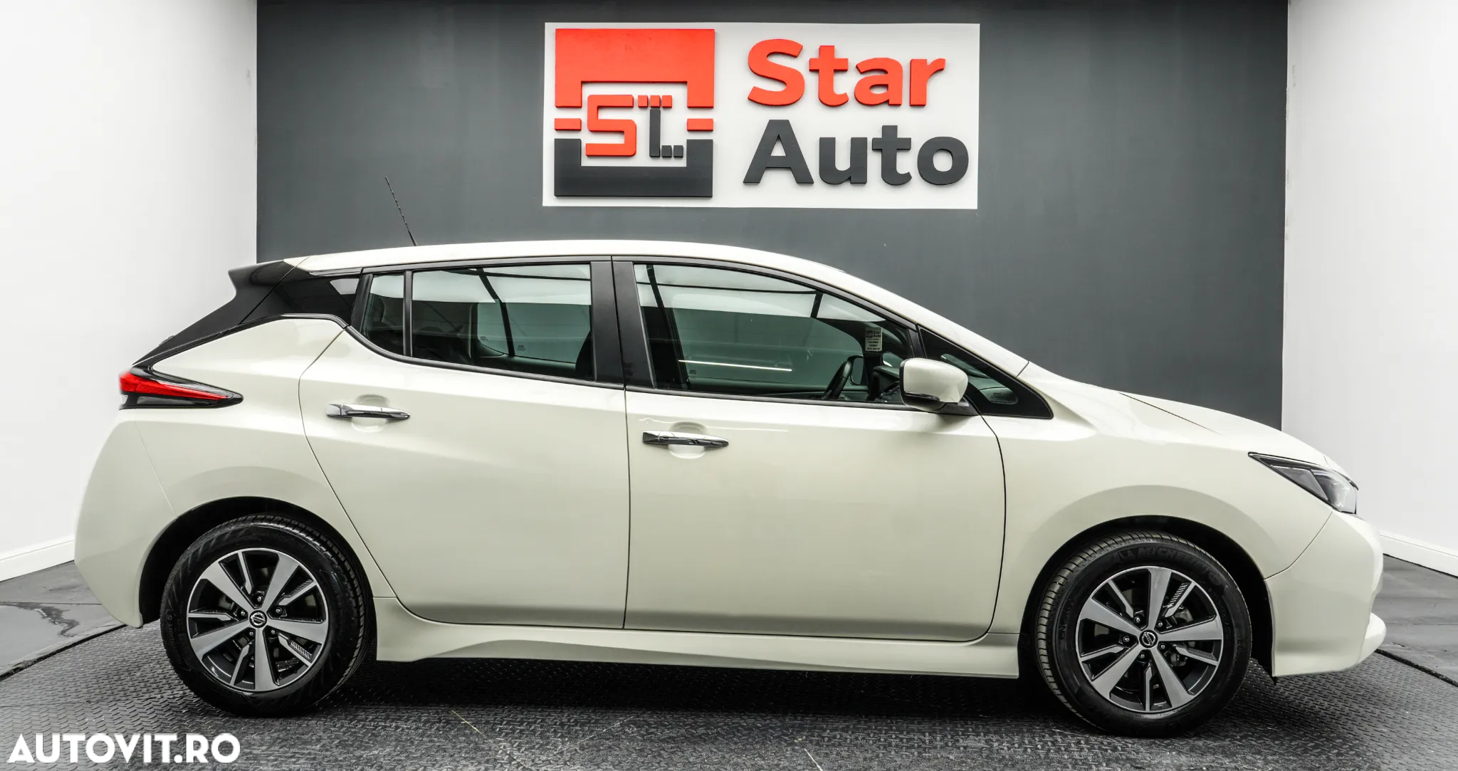 Nissan LEAF Tekna - 11