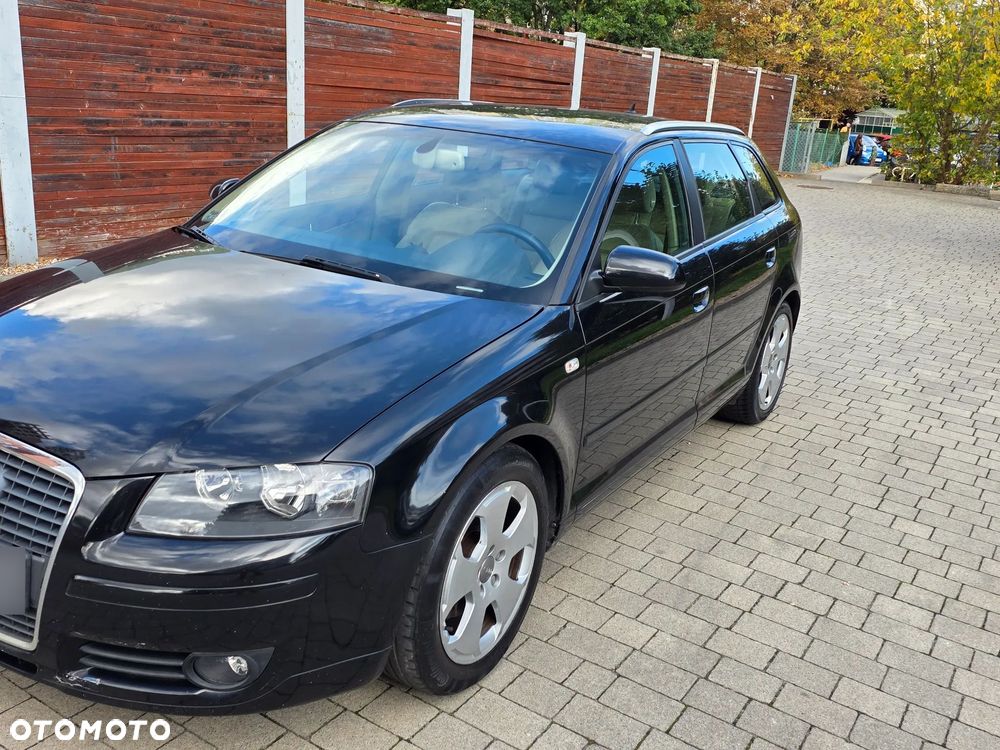 Audi A3 Sportback - 2