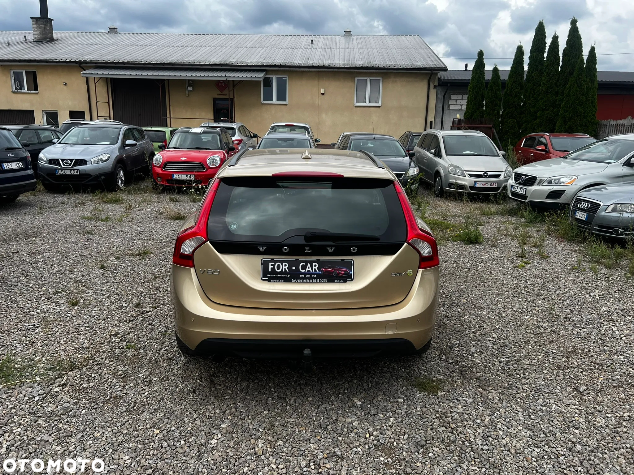 Volvo V60 DRIVe Momentum - 10