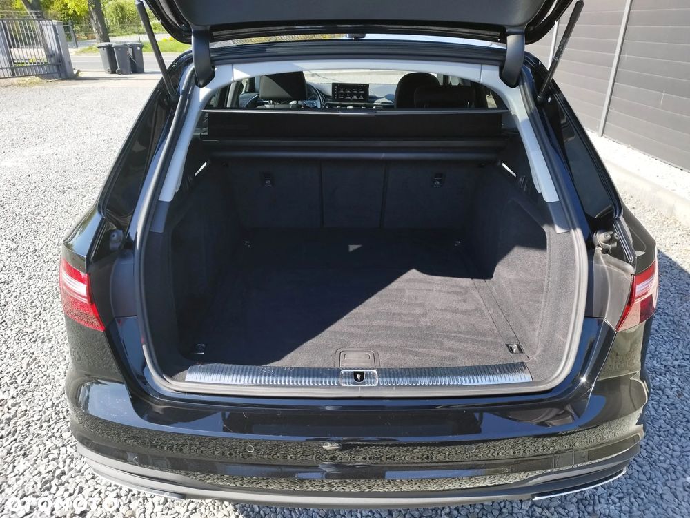 Audi A4 Avant 40 TDI S tronic - 30