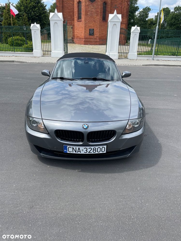 BMW Z4 3.0si - 9