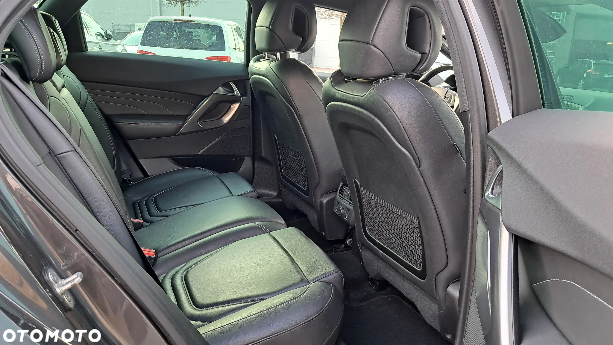 DS Automobiles DS 5 - 12