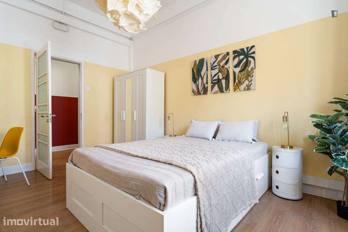 Quarto - localizado em Marquês de Pombal Lisbon - Grande imagem: 5/25