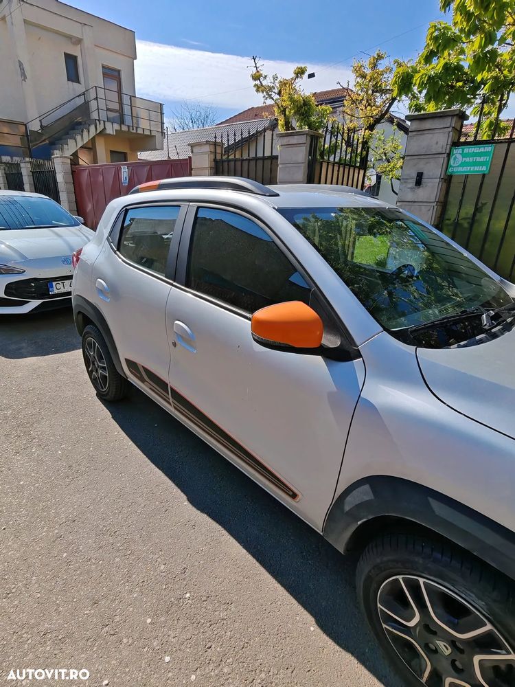 Dacia Spring Essential - 4