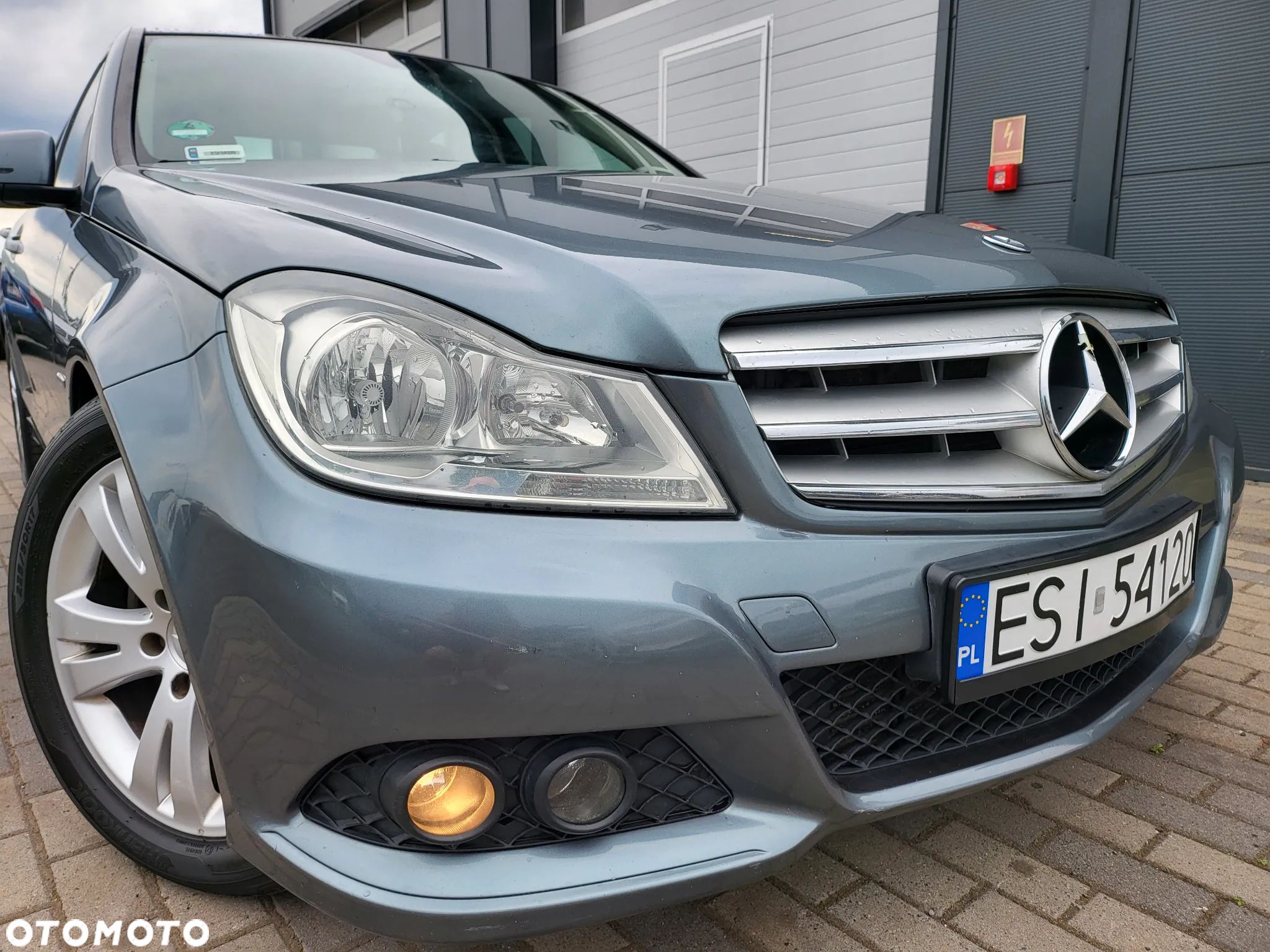 Mercedes-Benz Klasa C 220 CDI BlueEff Edition Elegance - 1