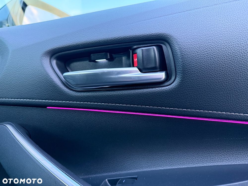 Toyota Corolla 1.8 Hybrid Comfort - 32