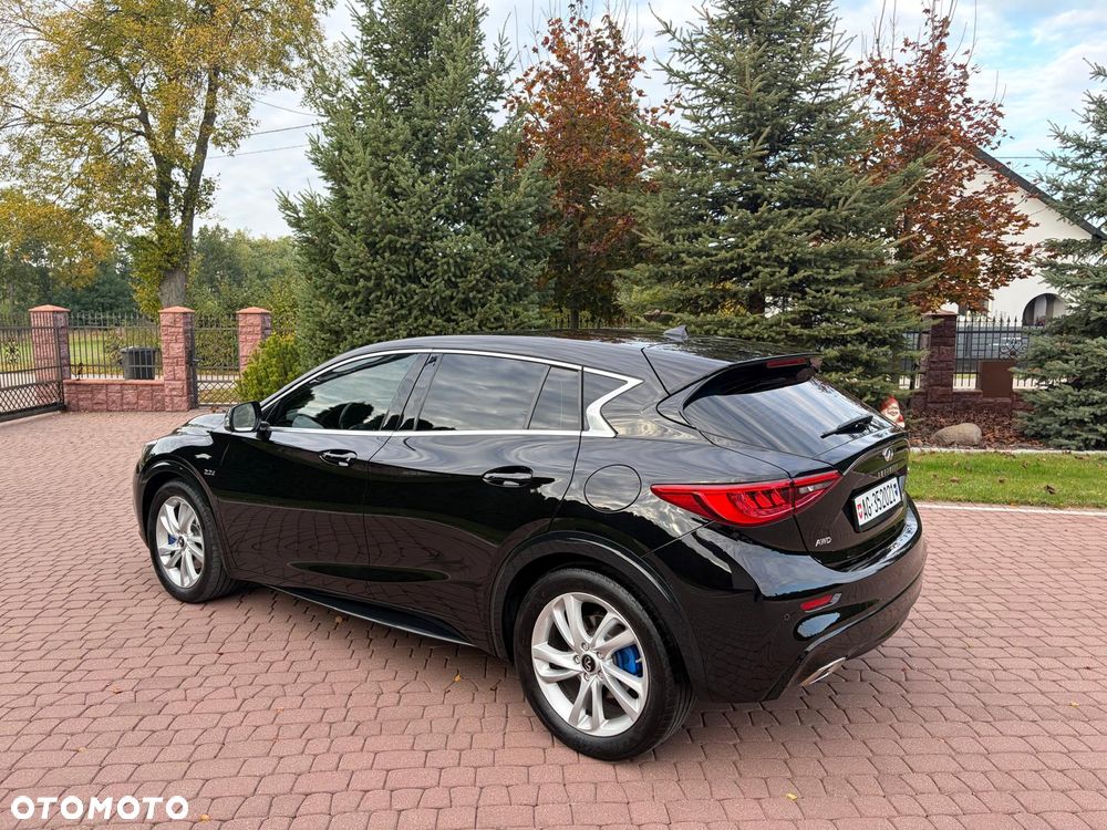 Infiniti Q30 2.2d DCT AWD Sport - 23
