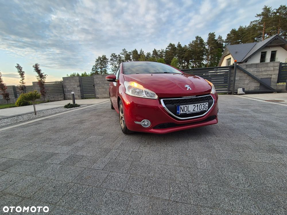 Peugeot 208 PureTech 82 Allure - 6