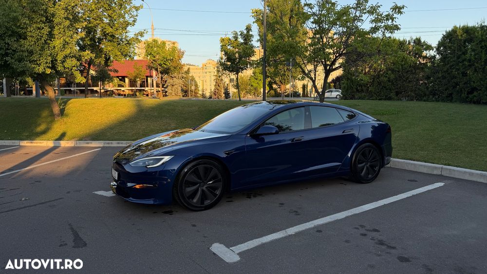 Tesla Model S 2025 photo 2