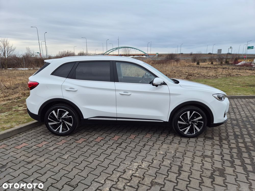 MG ZS Hybrid+ Luxury - 4