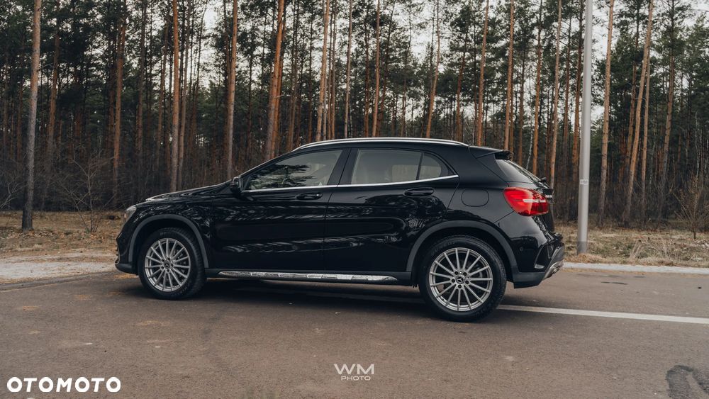 Mercedes-Benz GLA 200 7G-DCT AMG Line - 8