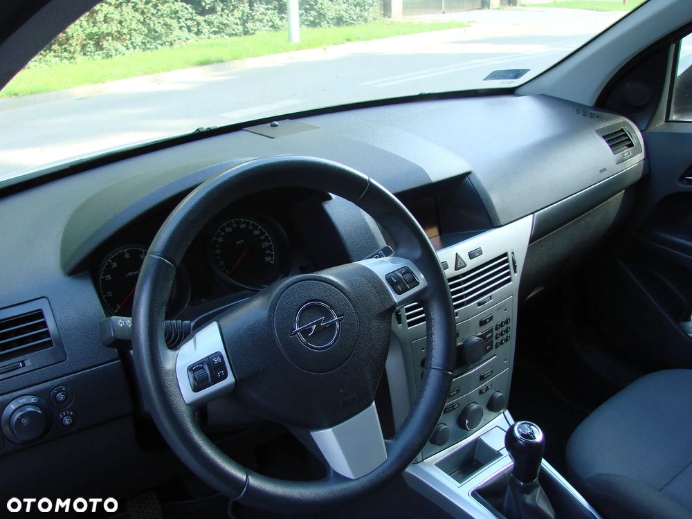 Opel Astra - 12