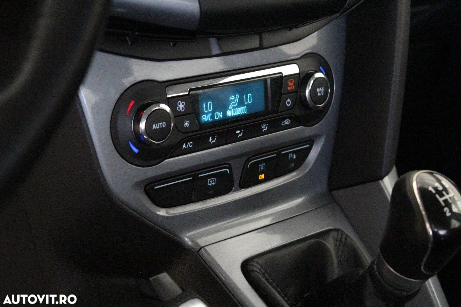 Ford Focus - 16