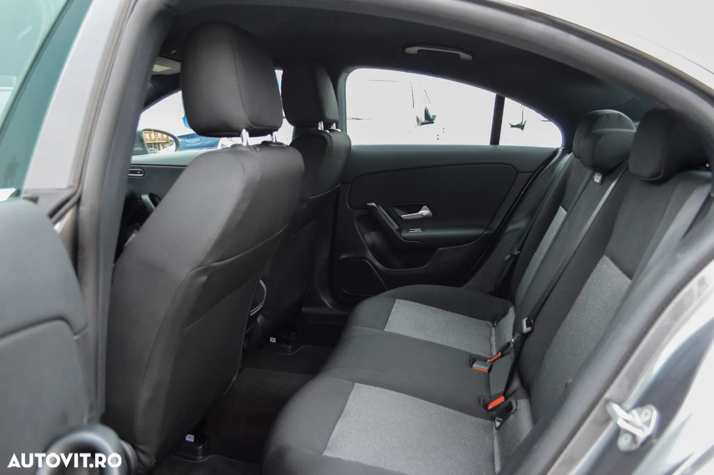 Mercedes-Benz CLA 180 d 7G-DCT Edition 2020 - 26