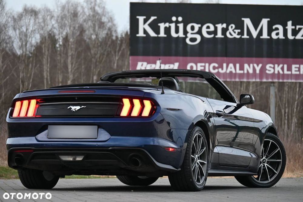 Ford Mustang - 18