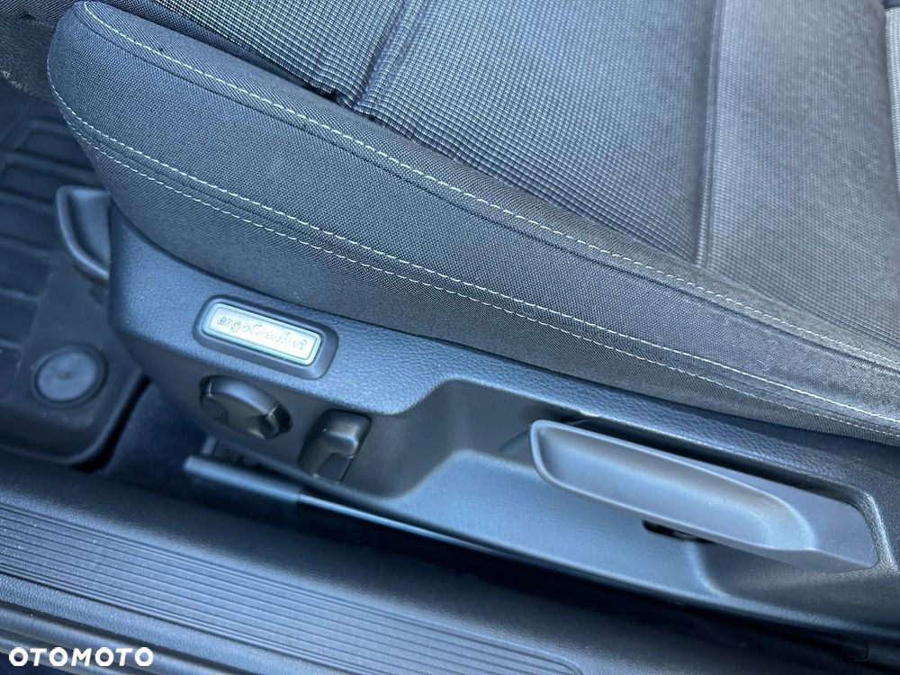 Volkswagen Passat 1.8 TSI BMT Comfortline DSG - 23