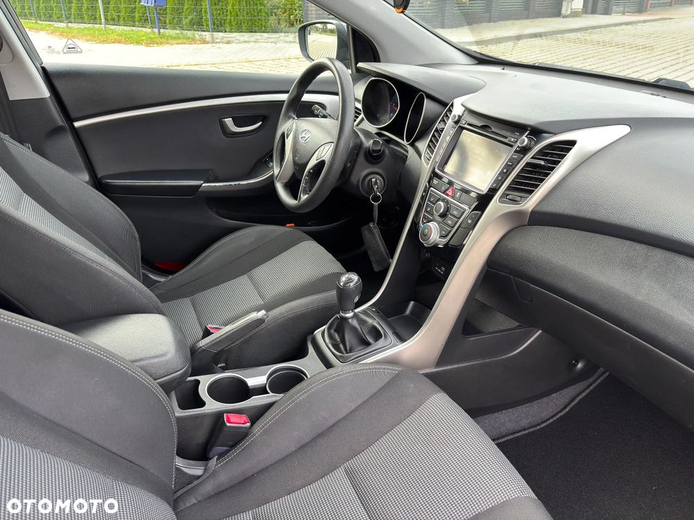 Hyundai i30 i30cw 1.6 CRDi Trend - 22