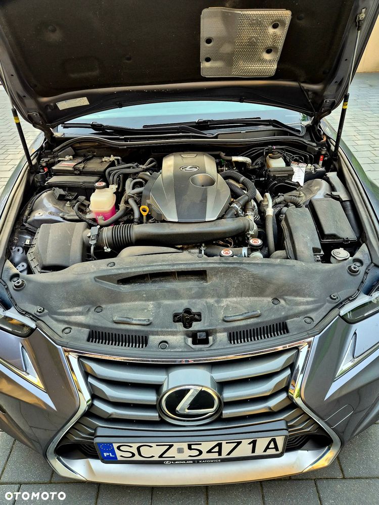Lexus IS 200t Comfort - 15