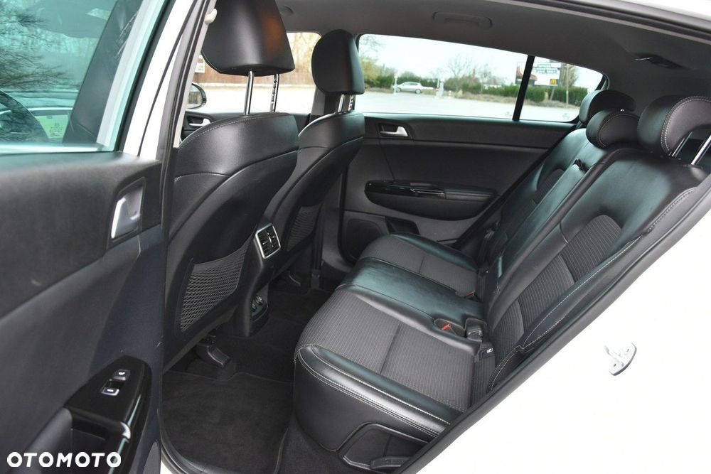 Kia Sportage 1.6 CRDI L Business Line Plus 2WD DCT - 16