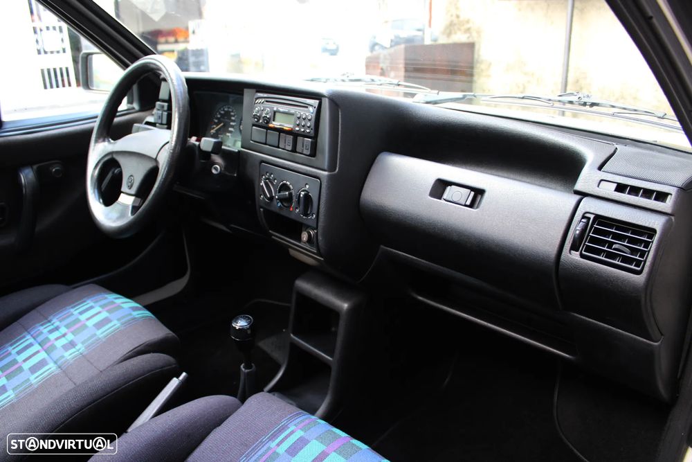 VW Polo Coupé 1.3 G40 - 30