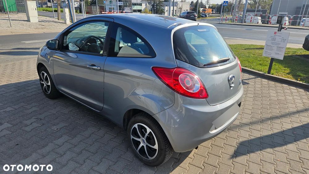 Ford KA 1.2 Titanium ASS EU6 - 11