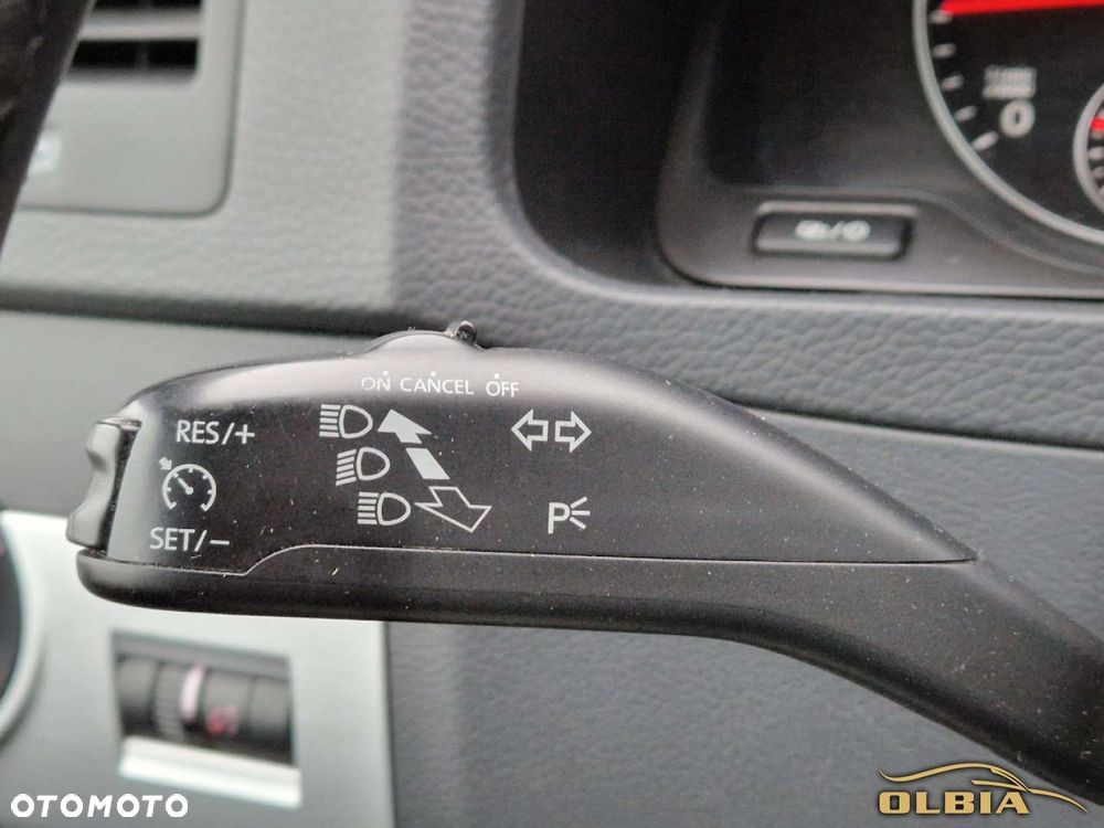 Volkswagen Multivan - 36