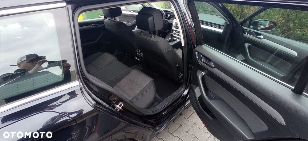 Volkswagen Passat Variant - 14