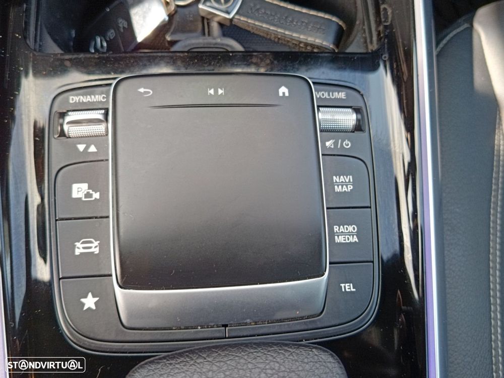 Mercedes-Benz GLA 250 e 8G-DCT AMG Line - 23