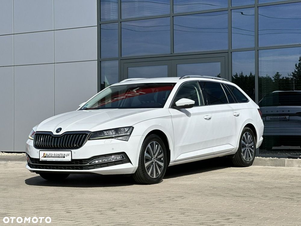 Skoda Superb 2.0 TDI SCR Style DSG - 4