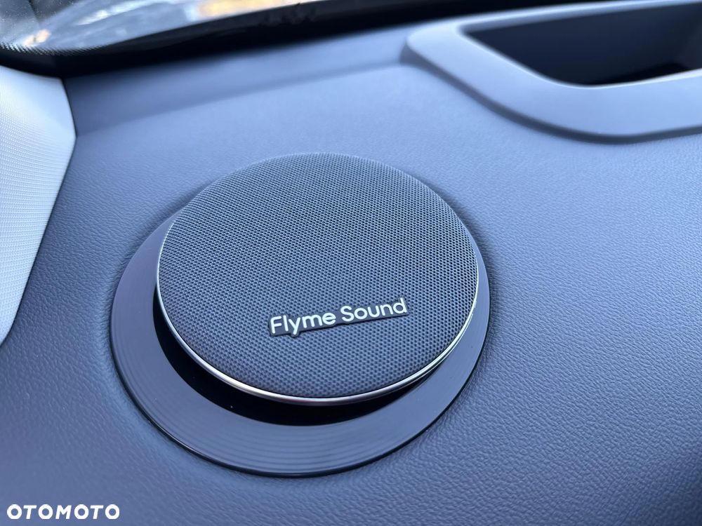 Geely Starray EM-i 1.5 PHEV Max - 14