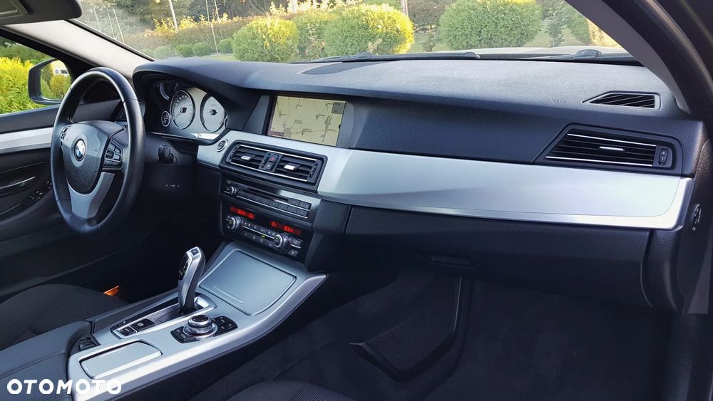 BMW Seria 5 520d Modern Line - 10