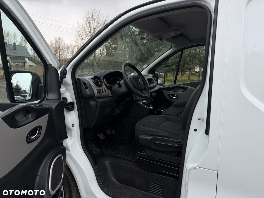 Renault Trafic - 10
