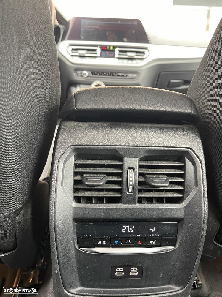 BMW 320 d Aut. Sport Line - 18