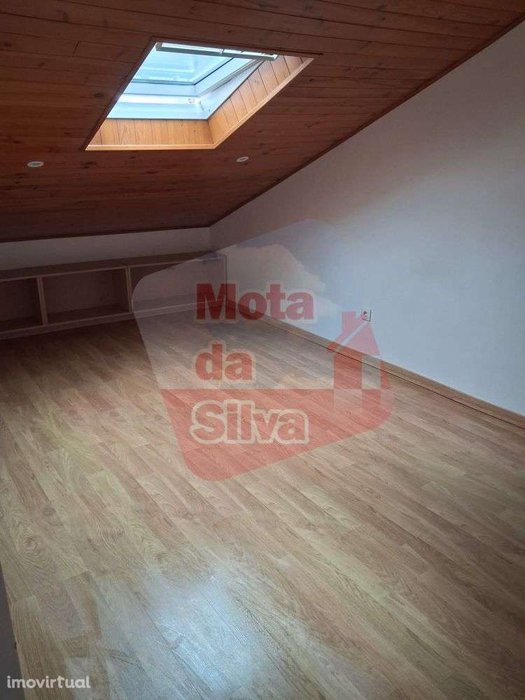 Excelente apartamento T2 para arrendamento em Almada - Grande imagem: 5/14